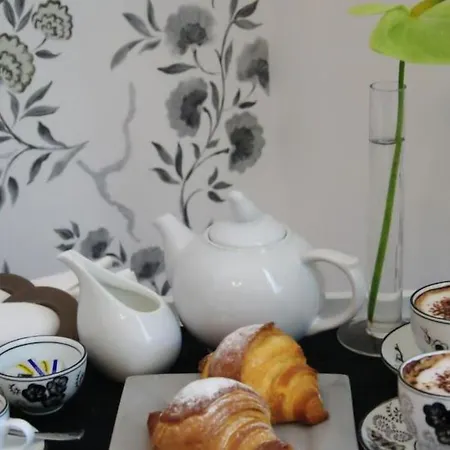 Nobilcasa Bed & Breakfast 4*